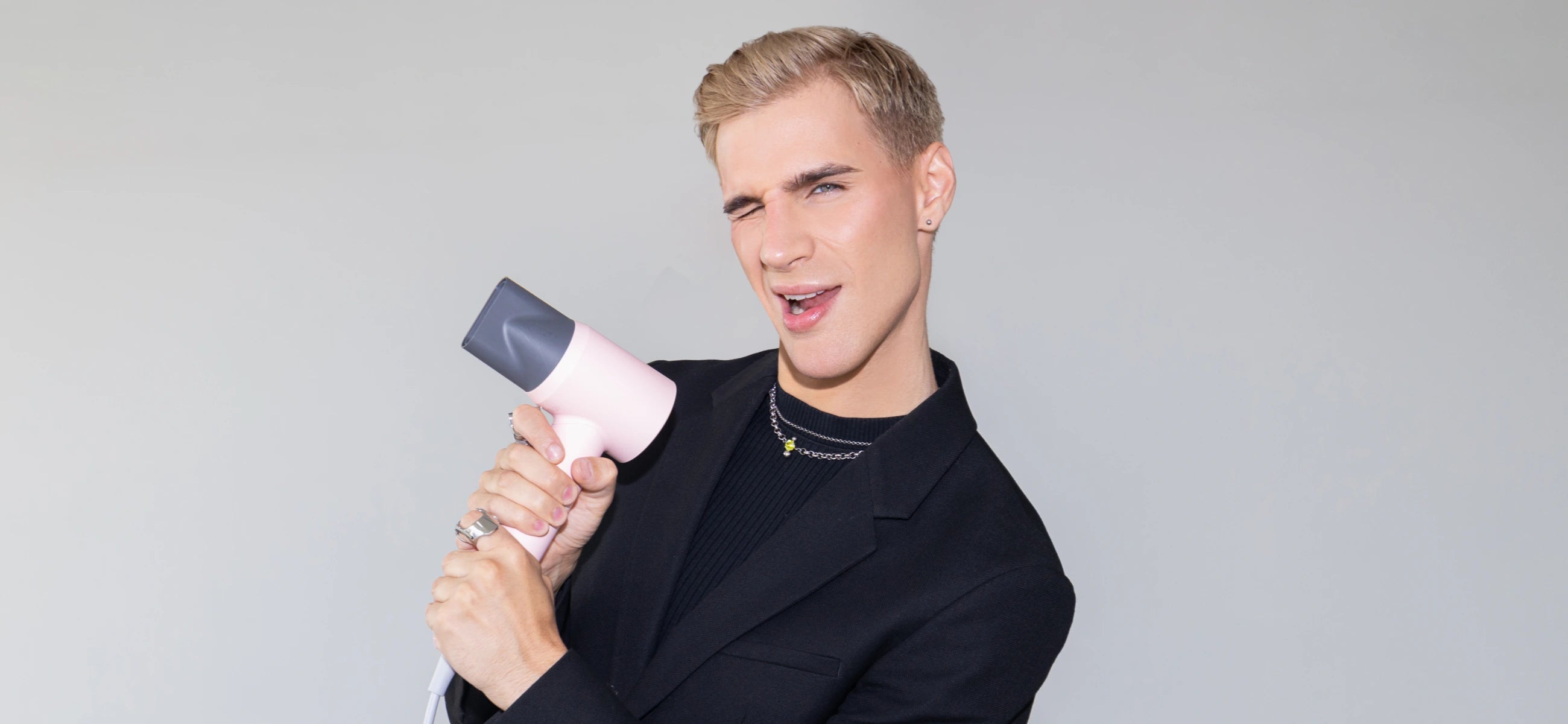 How to dry hair quickly by air drying or blow drying