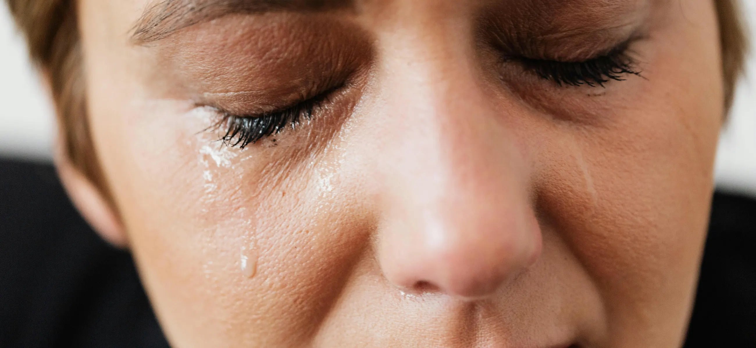Why are my teeth so sensitive? Reasons you never expect before but revealed here