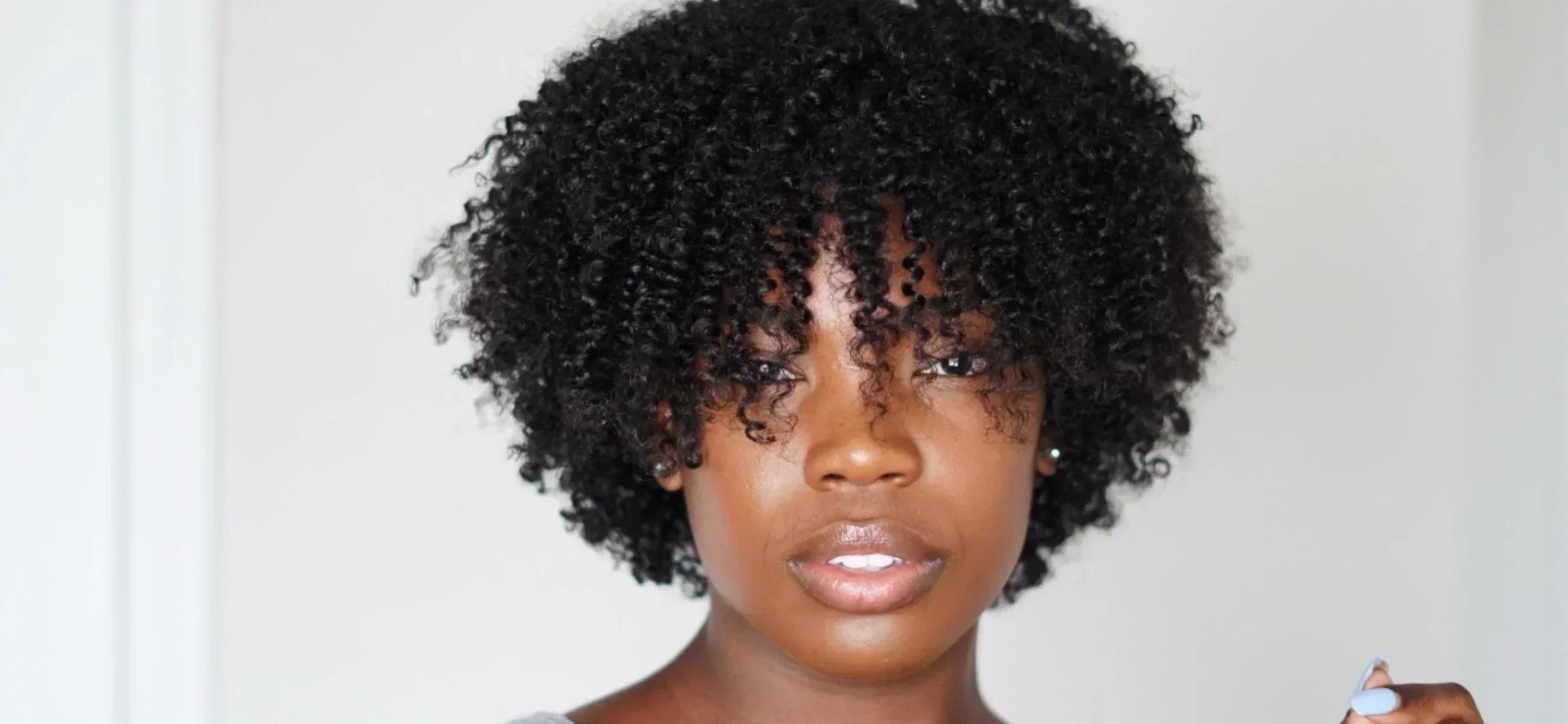 An easy step-by-step guide to do a twist out in 6 easy steps