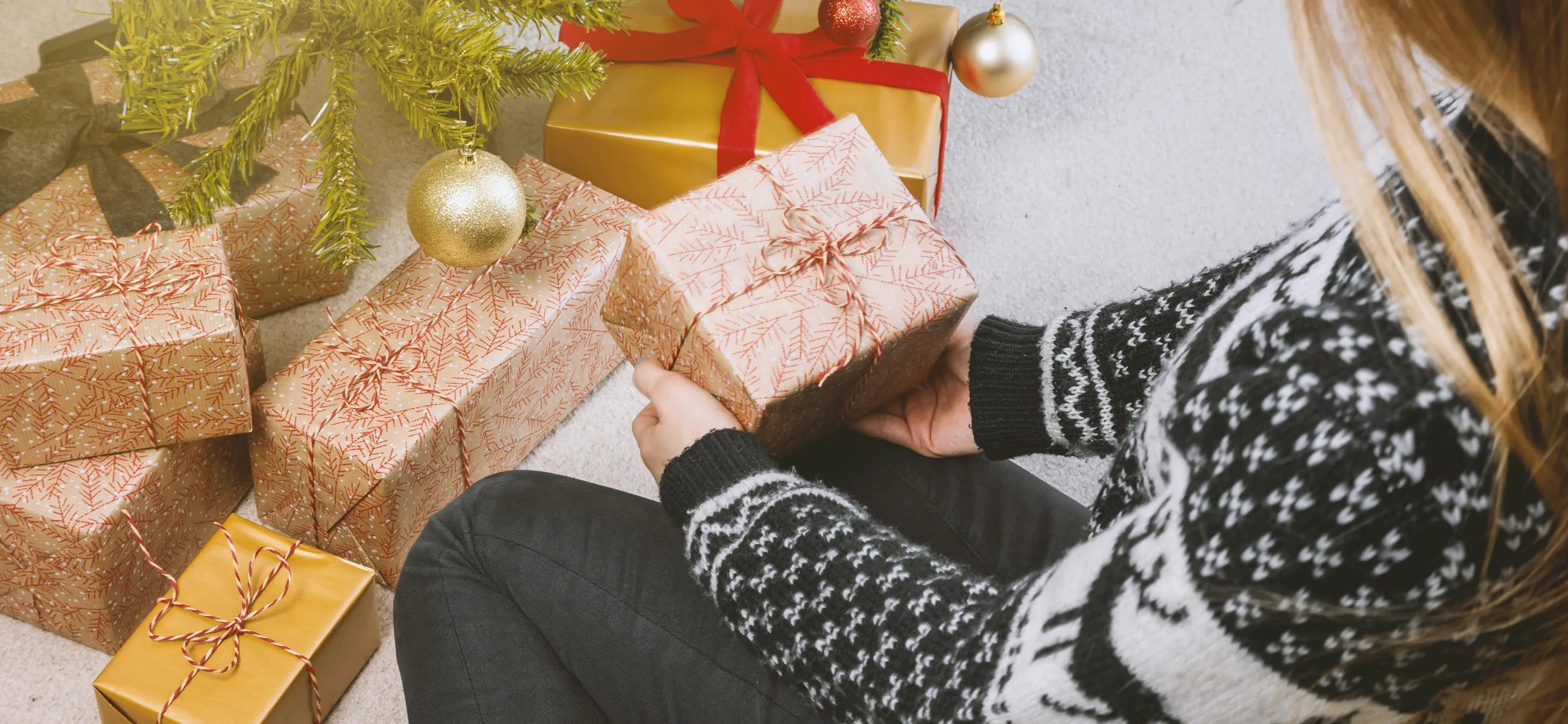 Bad Christmas gift fails & hilarious ways to handle them!