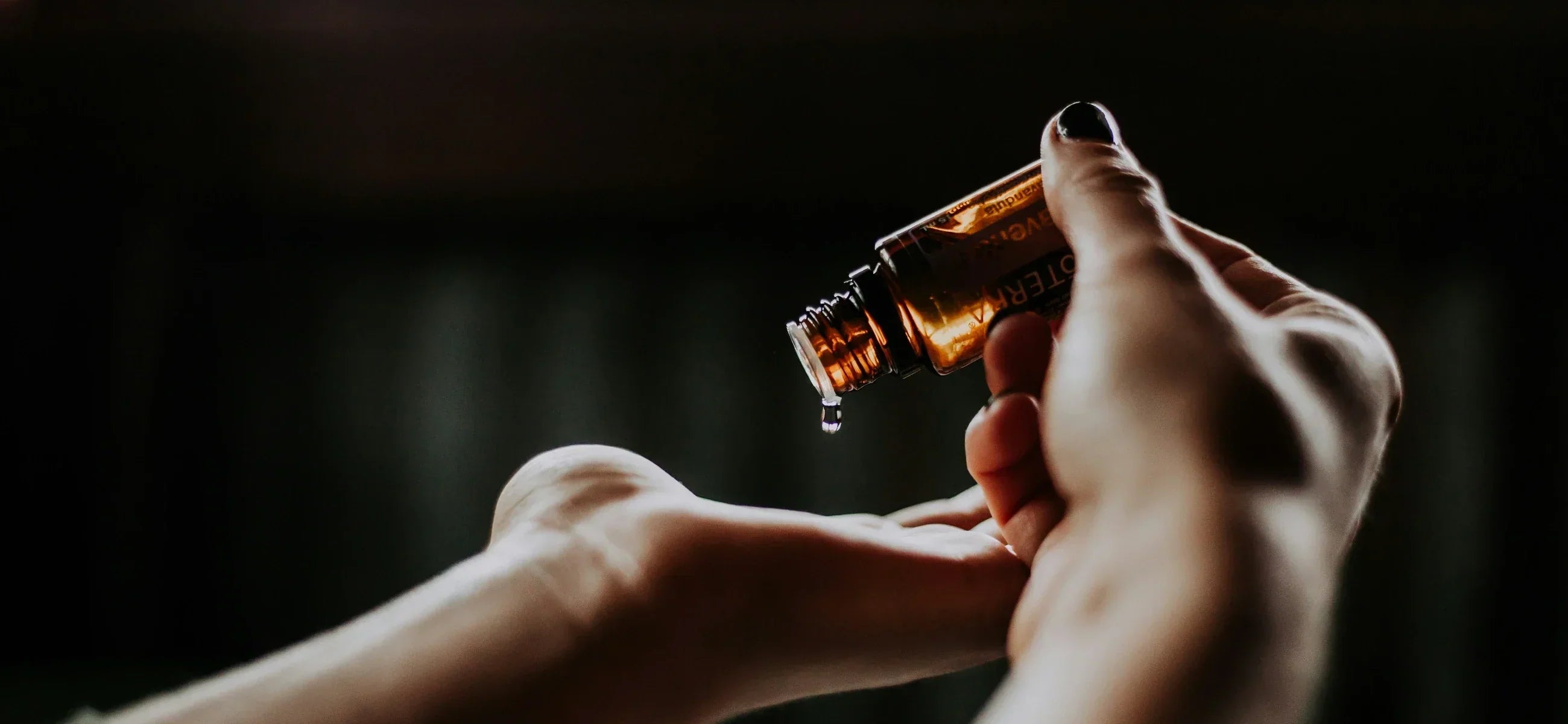 Drench your dry scalps with these 7 hair oils
