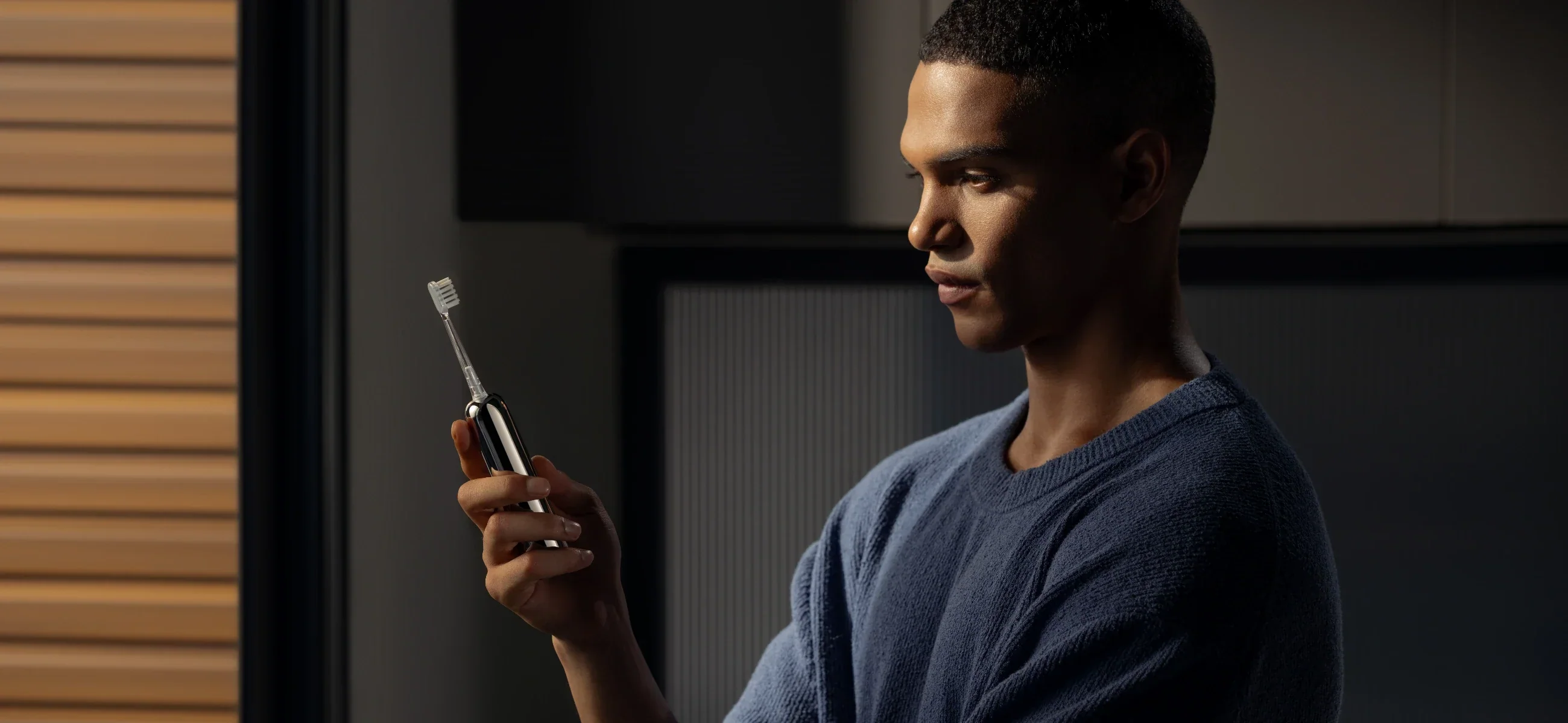 How long does an electric toothbrush last without charging?