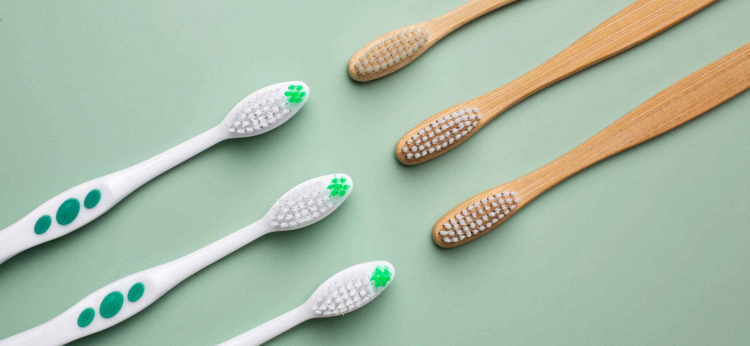 Top 5 best manual toothbrushes - Reviewed by dentists