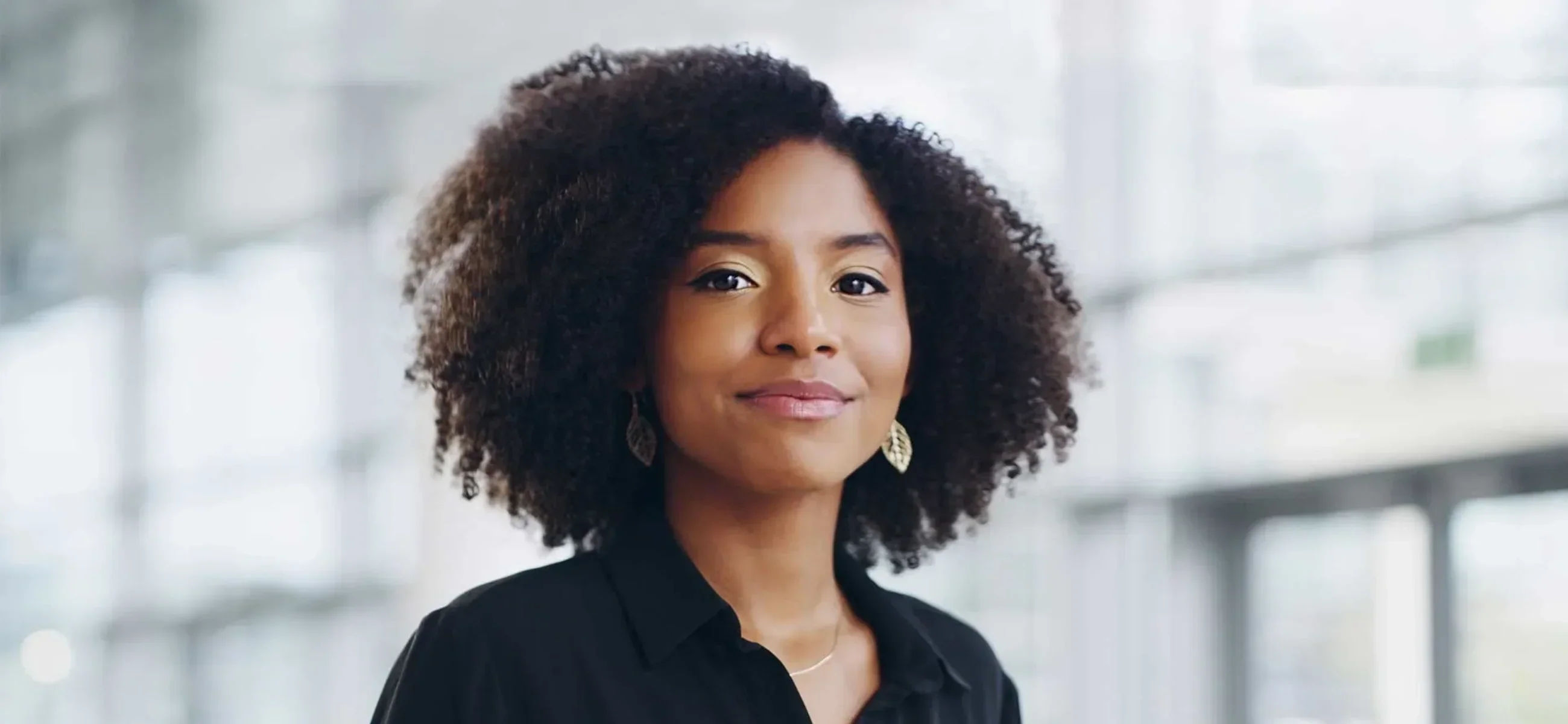 Stylists share 5 go-to hairstyles for pear face shapes