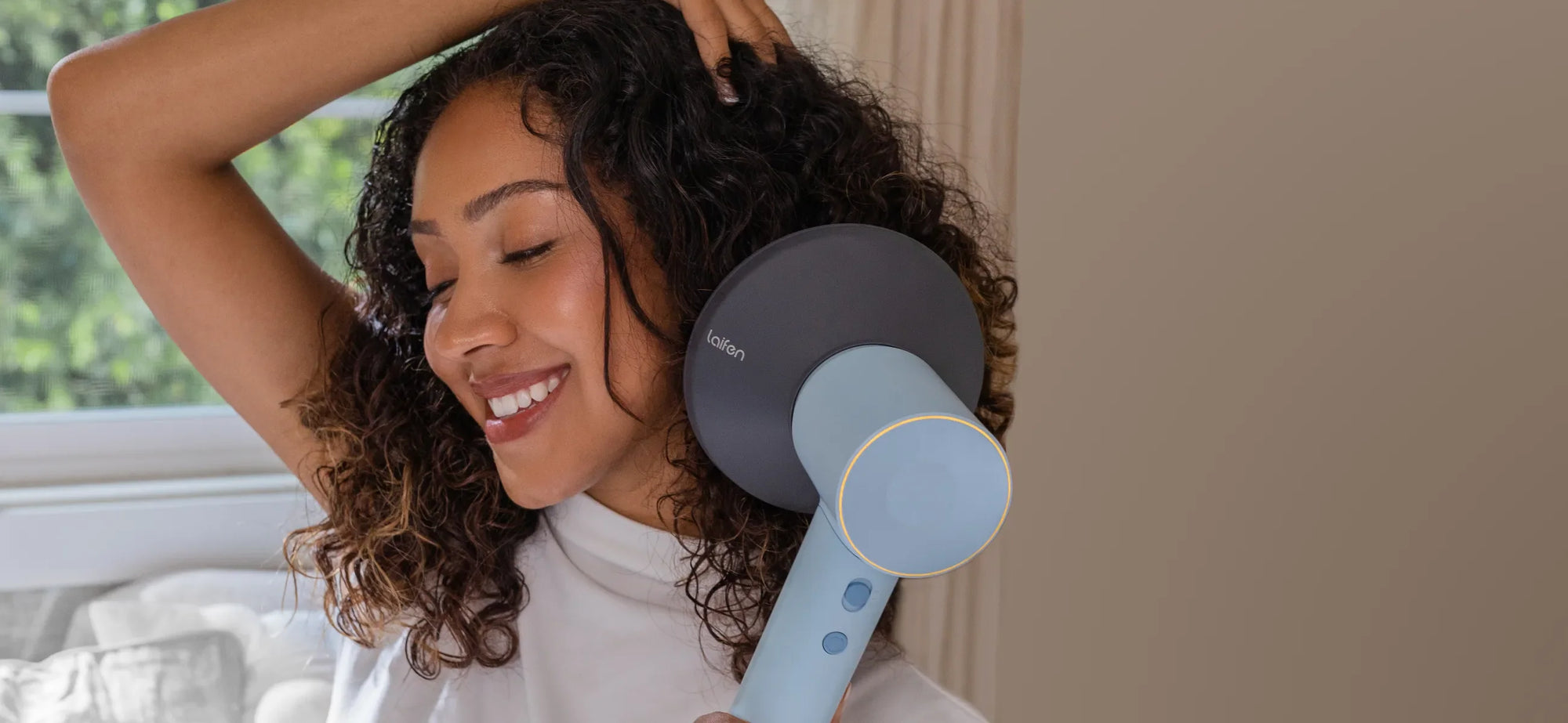 Best hair dryers for curly hair with a diffuser you should buy this year