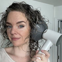 Laifen's curly hair dryer products to blow out your curls naturally and efficiently